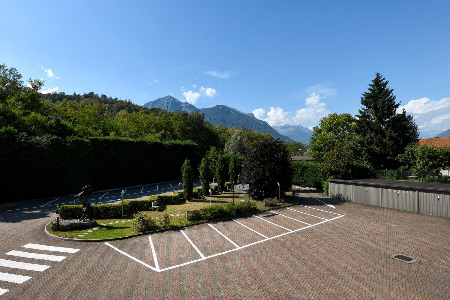Hotel Internazionale Domodossola Exterior photo