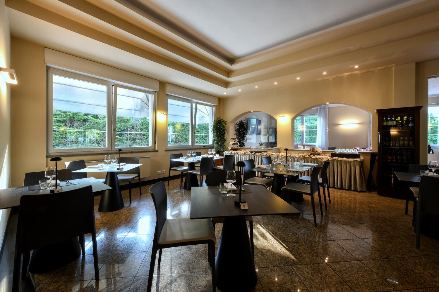 Hotel Internazionale Domodossola Exterior photo