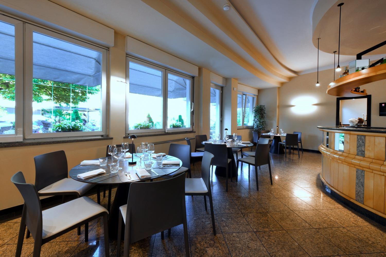 Hotel Internazionale Domodossola Exterior photo